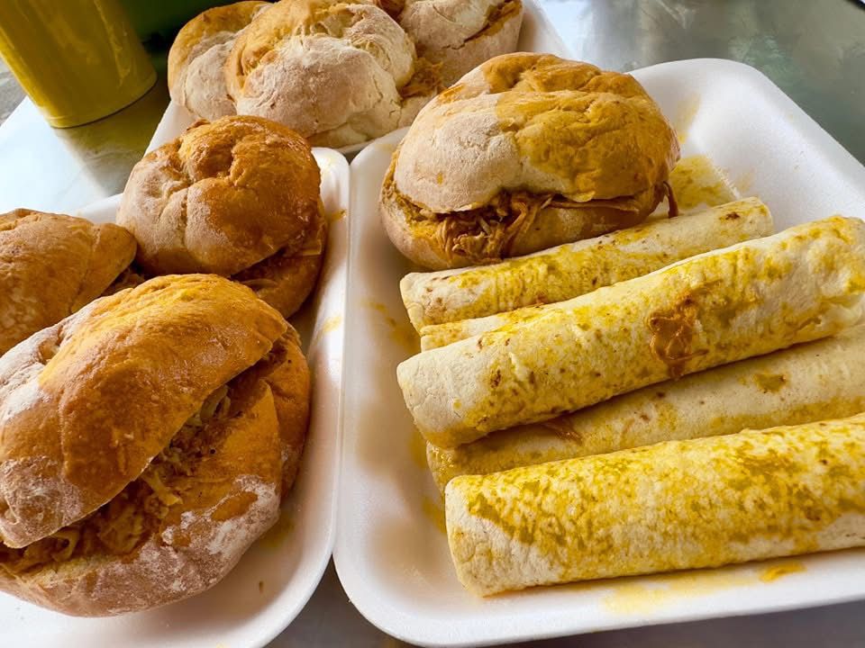 Tortas y tacos